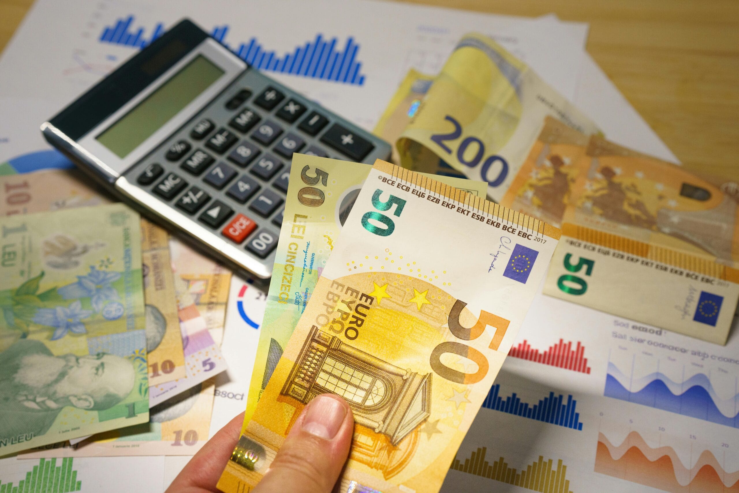 România trece la sezonul de strâns cureaua